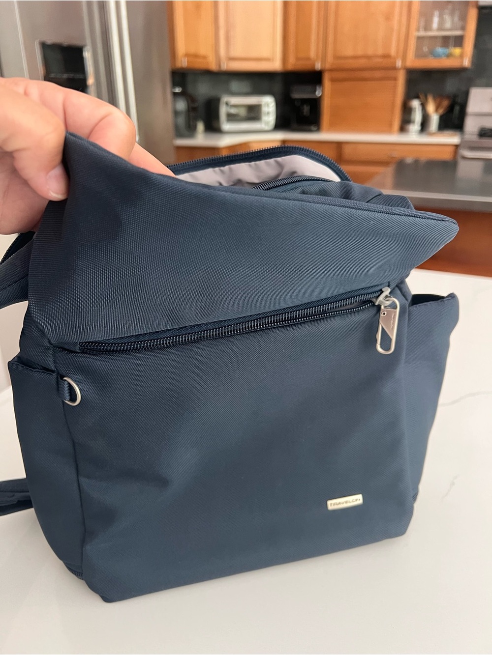 TRAVELON Anti-Theft Classic Messenger Bag Midnight NWT $88 - Picture 13 of 14